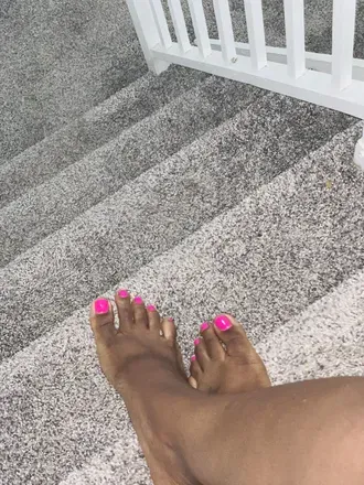 OnlyFans cuenta feet_qween2020 avatar 1