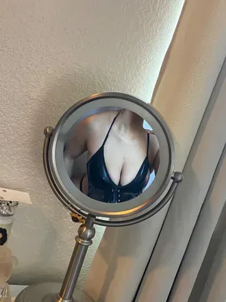 OnlyFans cuenta mcrb1209 header 2