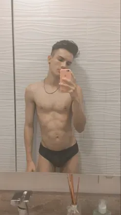 OnlyFans account  leandrxxx header 2