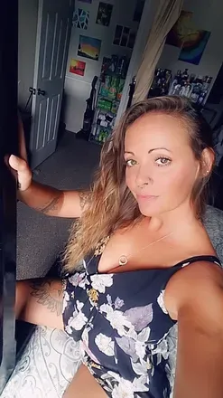 OnlyFans cuenta bad_bunni avatar 1