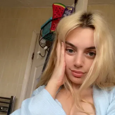 OnlyFans cuenta blondelle69 avatar 1