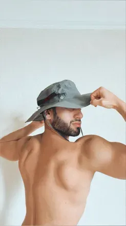 OnlyFans account  boy_bottomz avatar 1