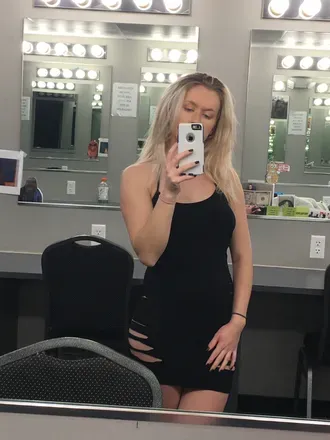 OnlyFans cuenta zoeydee avatar 1