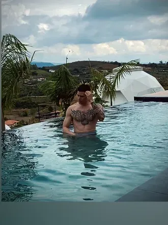 OnlyFans cuenta felipen04 header 2