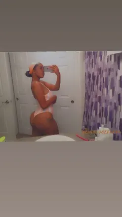OnlyFans cuenta prettyass93 avatar 1