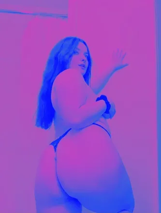 OnlyFans cuenta rylee_xo header 2