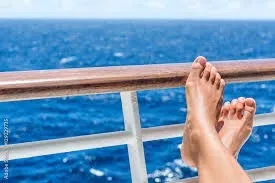 OnlyFans cuenta crimsonrosetoes header 2
