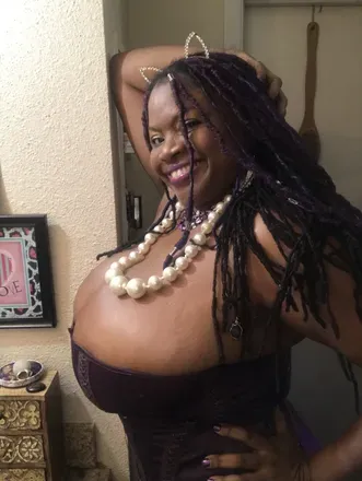 OnlyFans cuenta goddessmona avatar 1
