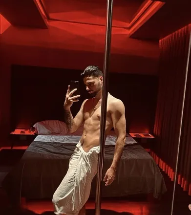 OnlyFans cuenta chico.silva244 header 2