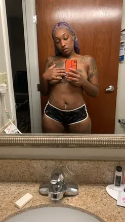 OnlyFans account  u114278952 avatar 1