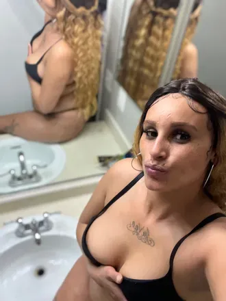 OnlyFans cuenta redbone_sexy143 avatar 1