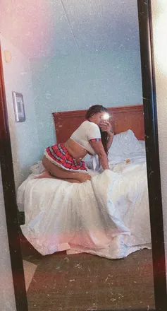 OnlyFans cuenta berryatnight header 2