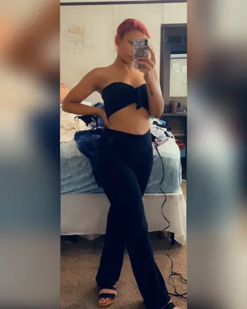OnlyFans cuenta ajoneswrld header 2