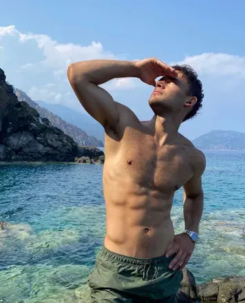 OnlyFans account  blood_not_water avatar 1