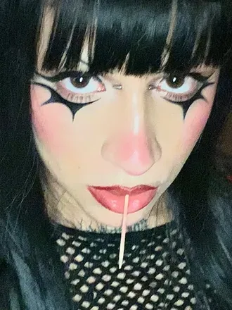 OnlyFans account  valleygirlvivian avatar 1