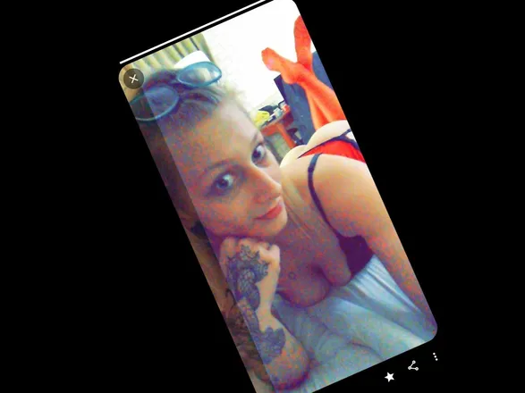 OnlyFans cuenta mad_alice_69 header 2