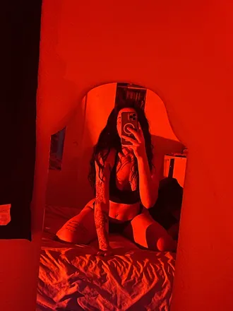 OnlyFans cuenta welovehotmoms avatar 1