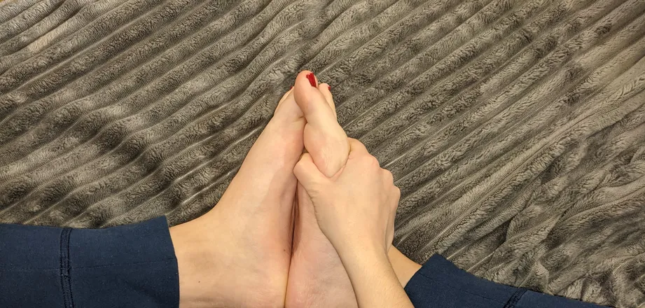 OnlyFans cuenta amyfeetlife header 2