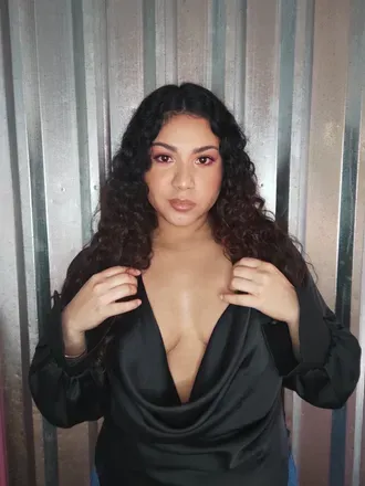 OnlyFans account  curlylight avatar 1
