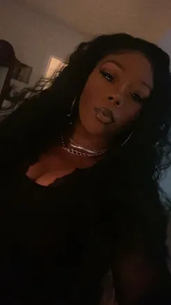 OnlyFans account  tskymkakezzz header 2