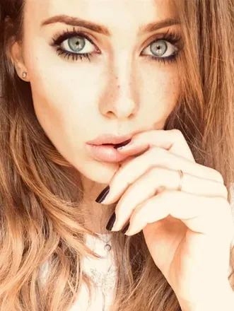 OnlyFans cuenta assialeone avatar 1