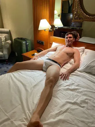 OnlyFans account  maxiandreoli avatar 1