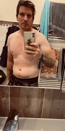 OnlyFans cuenta adriankovacs31 header 2