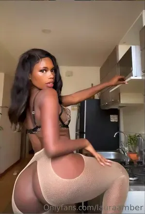 OnlyFans cuenta lauraamber avatar 1