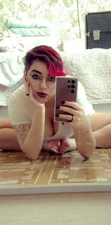 OnlyFans cuenta vickmoonlight header 2