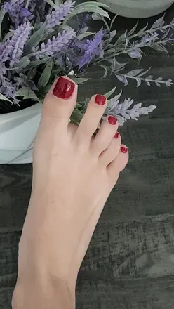 OnlyFans cuenta footcherry66 avatar 1