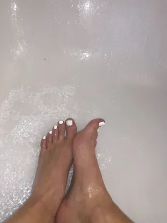 OnlyFans cuenta feetandlovers1142 avatar 1