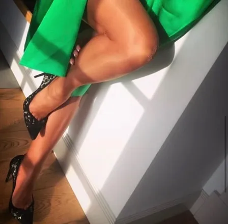 OnlyFans account  sexysweetfeetys header 2