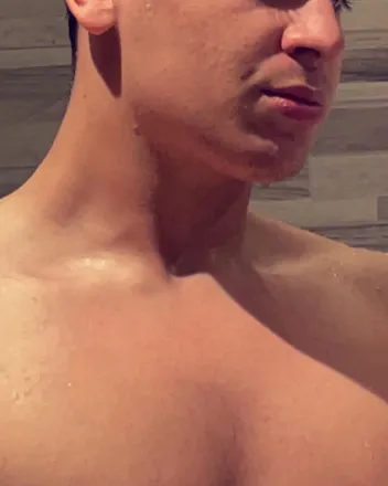 OnlyFans cuenta noahpisces header 2