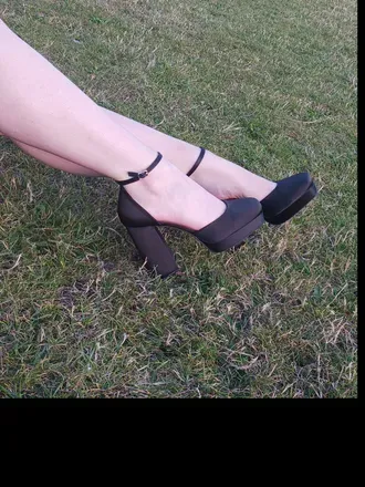 OnlyFans cuenta footsiefavours header 2