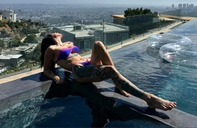 OnlyFans cuenta hdestinyxoxo header 2