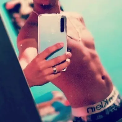 OnlyFans account  u254917888 header 2