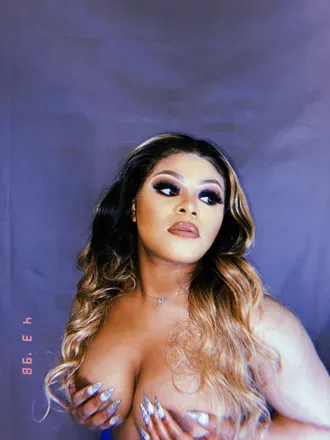 OnlyFans cuenta yourmajestygalore avatar 1