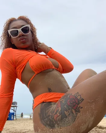 OnlyFans cuenta sakai214 header 2
