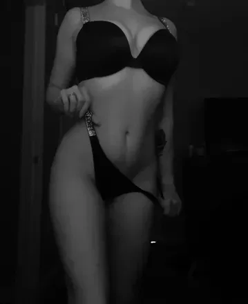 OnlyFans cuenta emileyem99 avatar 1