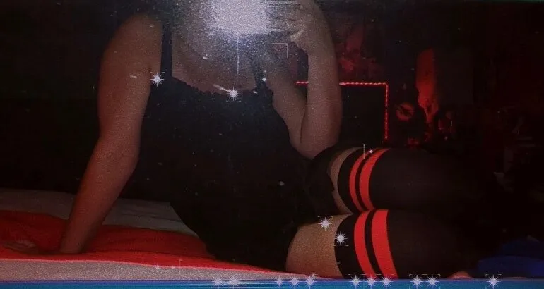 OnlyFans account  nixithepixi header 2