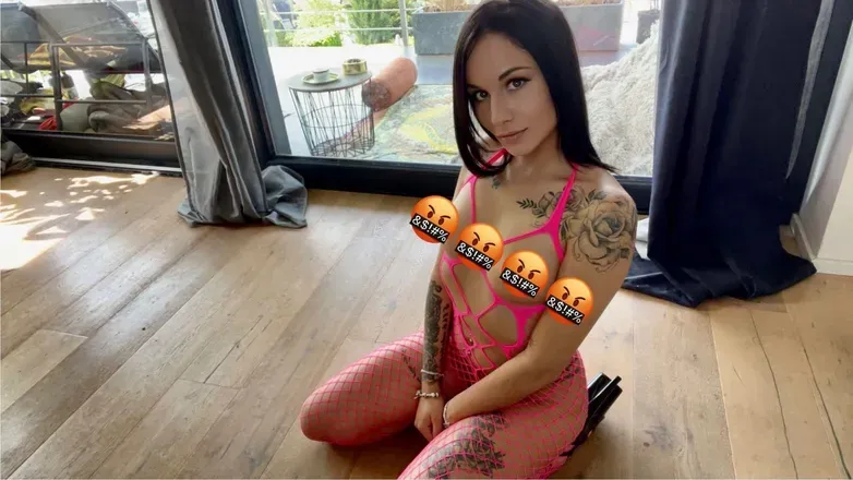 OnlyFans cuenta obedient.pet header 2