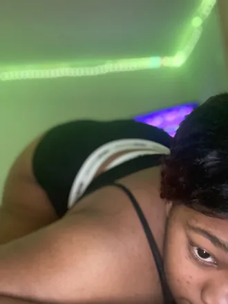 OnlyFans cuenta skplayhouse header 2