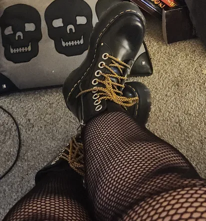 OnlyFans cuenta missmorbid0602 header 2