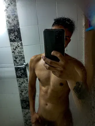 OnlyFans cuenta littlecriss avatar 1