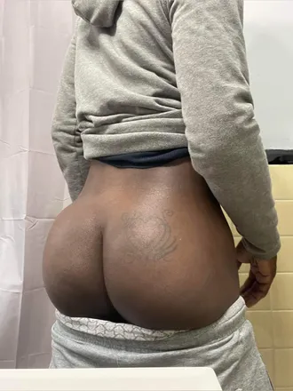 OnlyFans cuenta phatbooty319 header 2