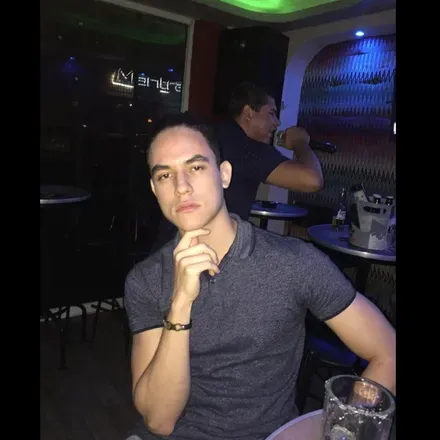 OnlyFans cuenta charlyforever avatar 1