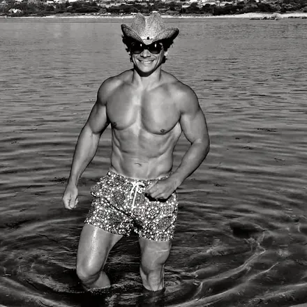 OnlyFans cuenta fb_noite header 2