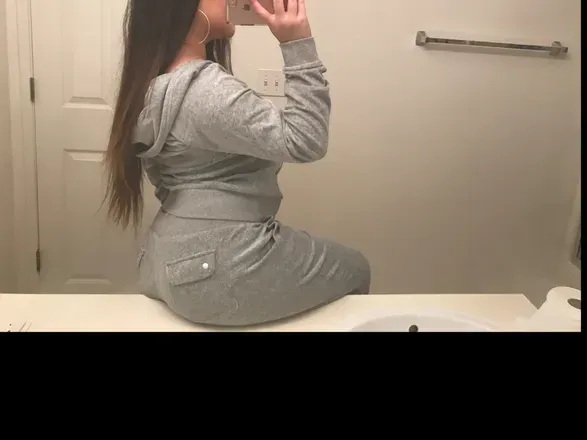 OnlyFans cuenta bustyyasianbabe header 2