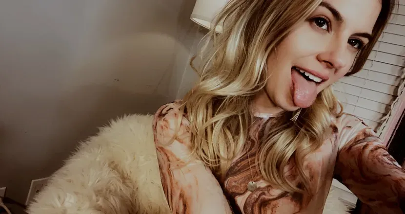 OnlyFans account  heatherxhartx header 2