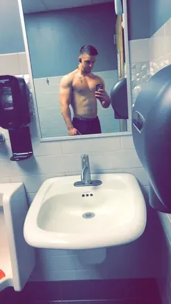 OnlyFans cuenta usmc2046 avatar 1